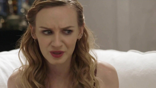 Ashlynn Yennie nue, scène de sexe de Soumission s01e04 (2016)