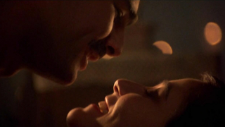 Обнаженная Люми Кавасос, сцена секса из фильма «Комо, вода для шоколада» (1992)