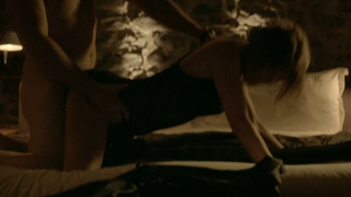 Isabel Richer çıplak, Ruptures s01e03'ten (2016) seks sahnesi