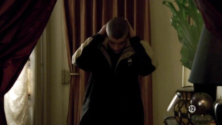 Victoria Abril çıplak, Les beaux mecs s01e03 (2011) filminden seks sahnesi