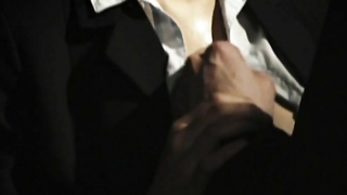 Marie Lecomte çıplak, Nuit noire'dan (2005) seks sahnesi