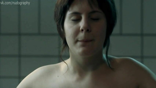 Scena erotica di Louise Blachere da Naissance des pieuvres (2007)