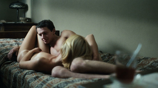 Monika Gozdzik nue, scène de sexe de Przypadek (1987)