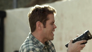 Cena erótica de Tatum Miranda em Most Likely to Die (2015)