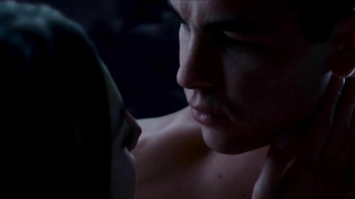 Maria Valverde çıplak, Tres metros sobre el cielo'dan seks sahnesi (2010)