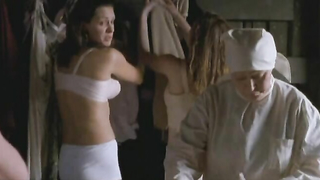 Эротическая сцена Елизаветы Боярской и Елены Коровчук из фильма «Я вернулся» (2009)