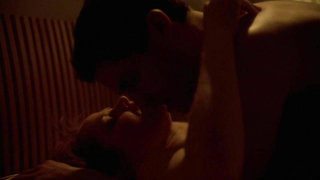 Deirdre Lovejoy desnuda, escena de sexo de The Wire s01e03 (2002)