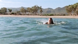 Nude video with Carice van Houten scene from Zwarte Zwanen (2005)