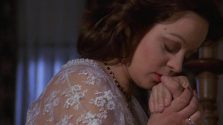 Beate Engelke'den Nadja Gerganoff ve Ann erotik sahne Bloody Moon'dan (1981) erotik sahne