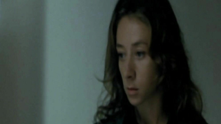 Aime ton pere'den (2002) Elisabeth Niederer erotik sahnesi