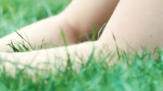 Софи Куинтон, обнаженная, постельная сцена из фильма «Никто, кроме тебя» (2011)