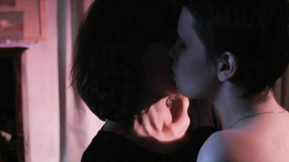 Nude video with Tatiana Becquet Genel scene from Je (2012)