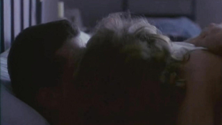 Emma Suarez, nuda, scena di sesso da Tu nombre envenena mis suenos (1996)