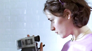 Julie Durand nua, Marina Rodriguez-Tome nua, Agnes Obadia nua, cena de sexo de Du poil sous les roses (2000)