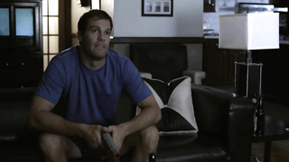 Maria Kanellis'in çıplak, The Opposite Sex (2014) filminden seks sahnesi