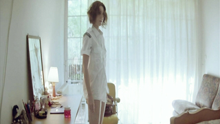 Anna Kalaitzidou nua, Aggeliki Papoulia nua, Mary Tsoni nua, Michele Valley nua, cena de sexo de Kynodontas (2009)