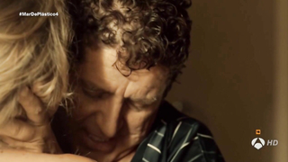 Lisi Linder nue, scène de sexe de Mar de plastico s01e04 (2015)