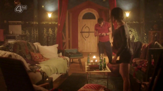 Lola Creton nuda, scena di Hollyoaks Later (2008)