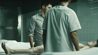 Альба Рибас обнаженная, сцена секса из фильма Труп Анны Фриц (2015)