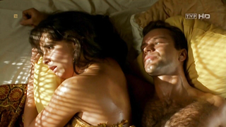 Nude video with Anna Brusewicz , scene from Operacja Samum (1999)