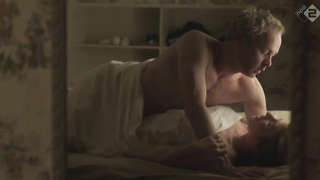Kim van Kooten çıplak, Hollands Hoop s01e04 (2014) sahnesi