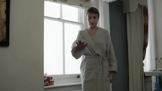 Anamaria Marinca çıplak, Politikacının Kocası'ndan (2013) sahne