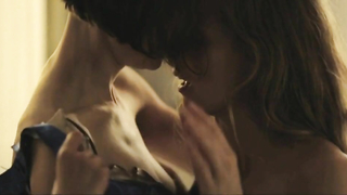 Фелин Рогган голая, Агнешка Подсядлик обнаженная, сцена секса из фильма "Як кальковице зникнац" (2014)