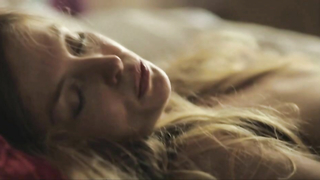 Фелин Рогган голая, Агнешка Подсядлик обнаженная, сцена секса из фильма "Як кальковице зникнац" (2014)