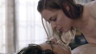 Nude video with Gillian Jacobs , scene from Love s01e01, scene from07 (2016)