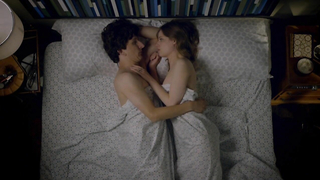 Nude video with Gillian Jacobs , scene from Love s01e01, scene from07 (2016)