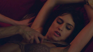 Tammy Jean e Asta Paredes nuas, cena de sexo de Sociopathia (2015)