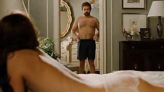 Rosamund Pike nue, scène érotique de Barney's Version (2010)