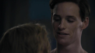 Alicia Vikander nue, scène érotique de The Danish Girl (2015)