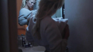 Памела Андерсон обнаженная, эротическая сцена из Connected (2015)