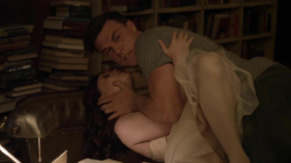 Emilie de Ravin nuda, scena di sesso da The Submarine Kid (2015)