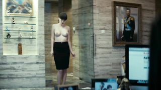 Nude video with Yuliya Snigir , scene from Pro lyubov (2015)