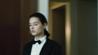 Catherine Guittoneau nue, scène de sexe de A Single Girl (1995)