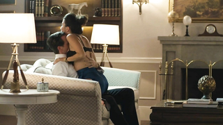 Марианна Бурелли, Алисия Джазиз и Эрендира Ибарра обнаженные, сцена секса из «Непобедимого», сезон 01:06 (2017)