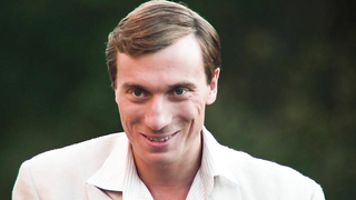 Polina Aug Angely Revolutsii'den (2014) çıplak, erotik sahne