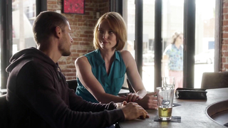 Эбигейл Уэйк и Алисия Уитт обнаженные, сцена секса из Kingdom s01e02, сцена секса из04 (2014)