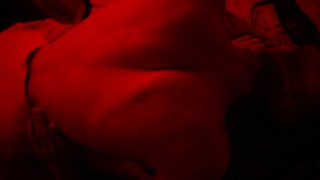 Dylan Penn seksi, Condemned'den (2015) seks sahnesi