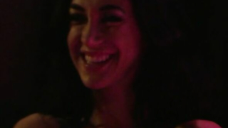 Victoria Gomez çıplak, Peelers'tan (2016) sahne