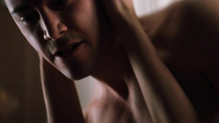 Charlize Theron çıplak, Connie Nielsen çıplak, Şeytanın Avukatı'ndan (1997) seks sahnesi