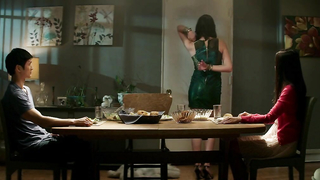 Кимберли Лиманс обнаженная, сцена секса из фильма Огненный город: Конец света (2015)