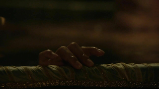 Ana Ularu nuda, Melia Kreiling sexy, scena di sesso da I Borgia s03e05 (2013)