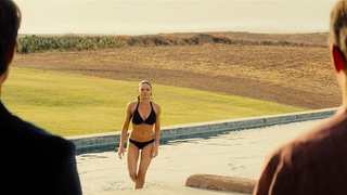 Rebecca Ferguson seksi, Mission Impossible Rogue Nation'dan (2015) bir sahne