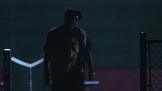 Jaime King seksi, Slackers'dan (2002) seks sahnesi