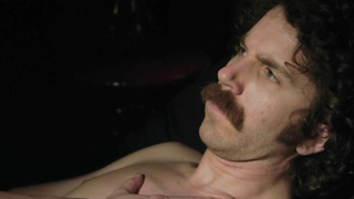 Sheila E. Campbell çıplak, The Editor'dan (2014) seks sahnesi