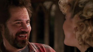 Kiara Hunter nua, cena de Bordello of Blood (1996)