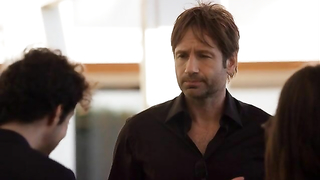 Carla Gugino sexy, Addison Timlin sexy, scena di sesso da Californication s04e12 (2011)